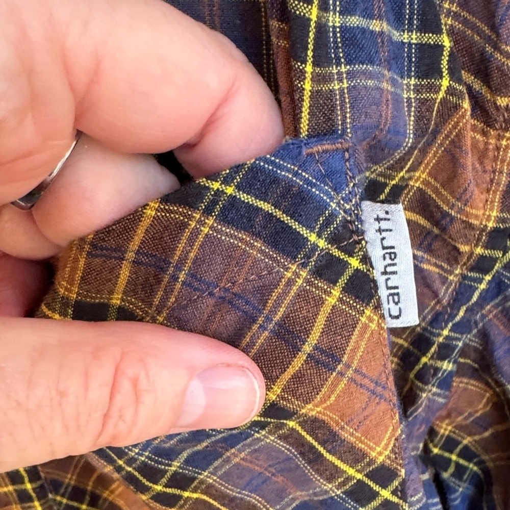 Carhartt Blue and Brown Plaid Men’s Button Down Shirt size XL Regular - Picture 3 of 5